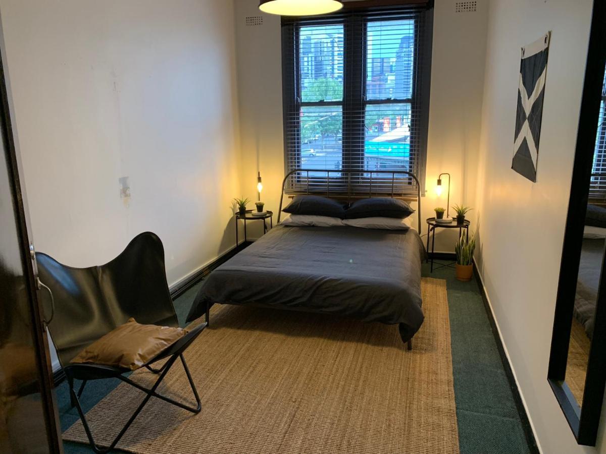 Central Club Hotel Мелбърн Екстериор снимка